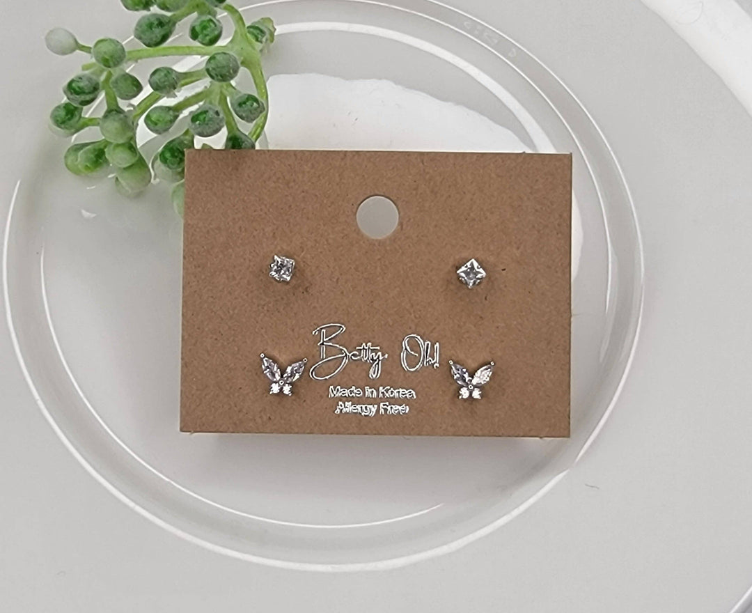 Two Pair Set Stud Earrings: Gold - ST60
