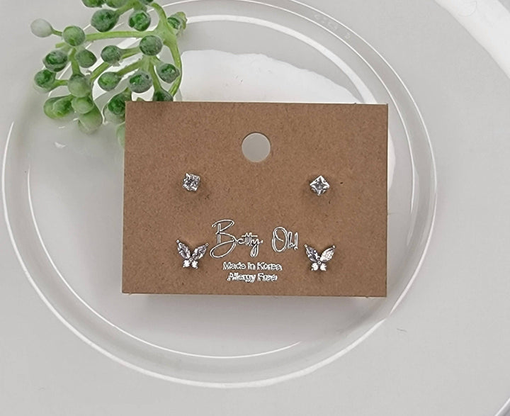 Two Pair Set Stud Earrings: Gold - ST60