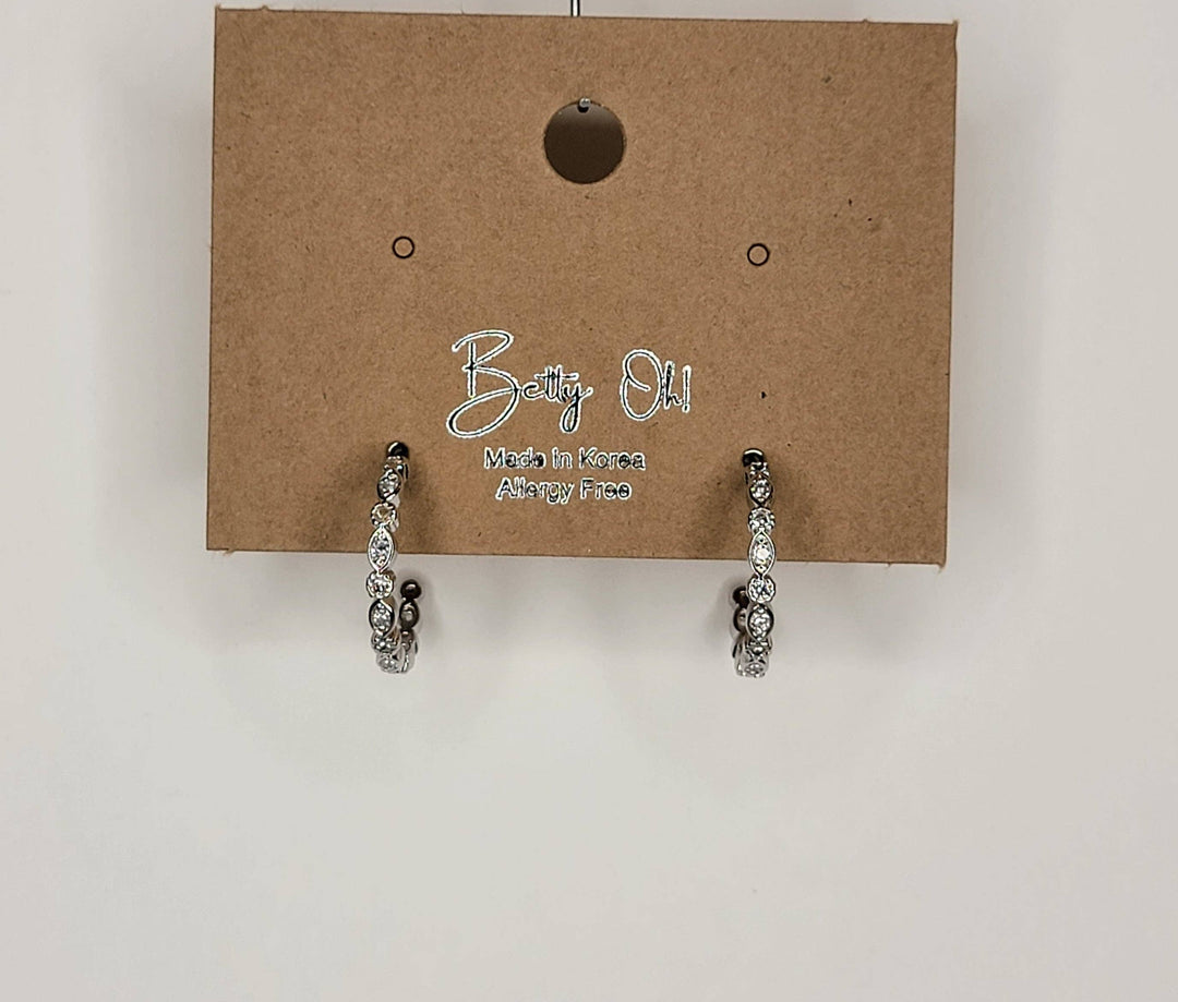 Small Cz Hoop: Gold - JY49
