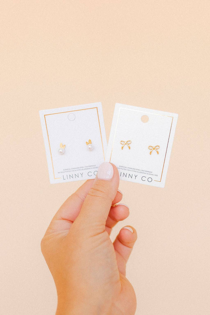 Screwback Stud Earrings - Sadie - Gold