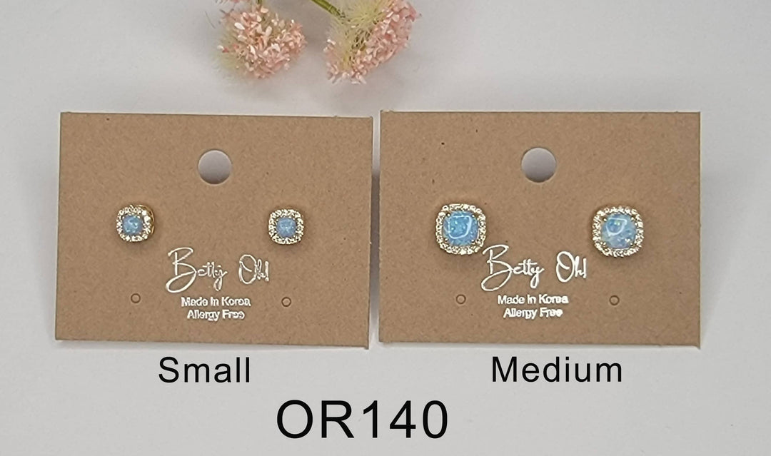 LAB GROWN OPAL STUD EARRINGS.: WHITE OPAL/GOLD / Small - OR140