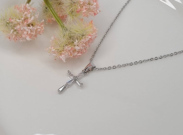 Cz Small Cross Necklace: Gold - ST41