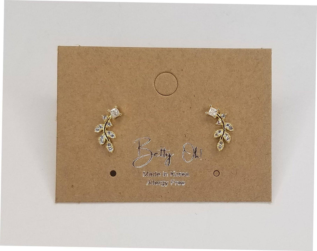 Delicate Flower Leaf Pattern Post Earring: Gold - JY3