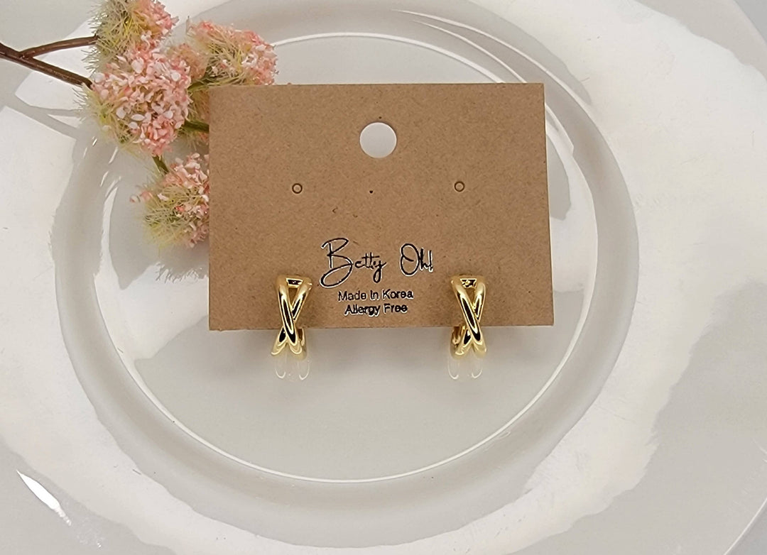 X-CROSS HOOP EARRINGS.: GOLD - HA111