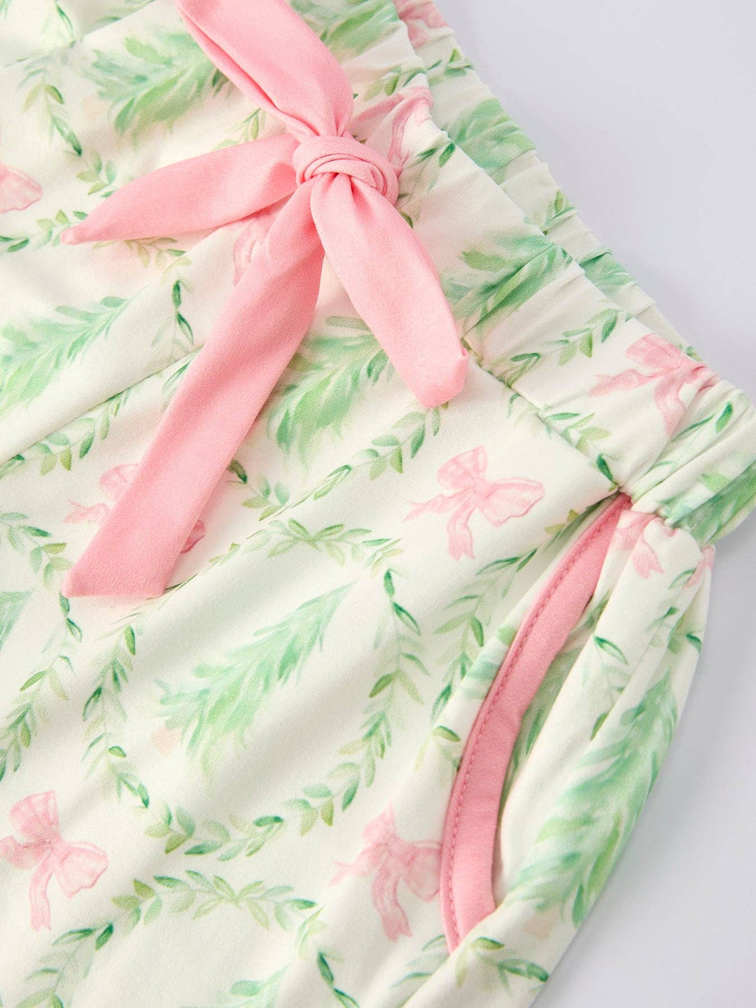 Christmas Tree & Bow Print Girls Pajama Set