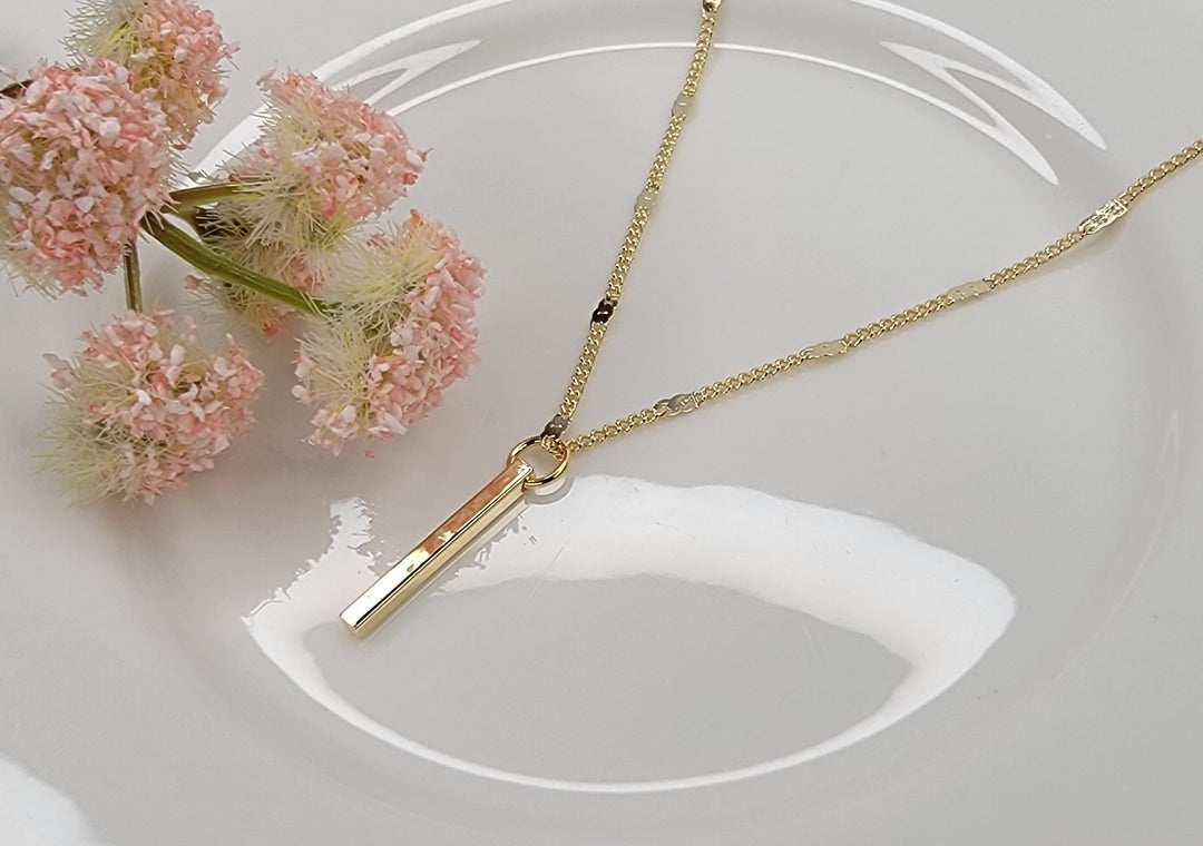 Bar Necklace