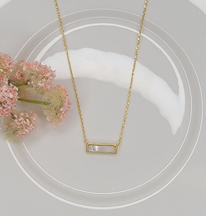 Horizon Pendant Necklace
