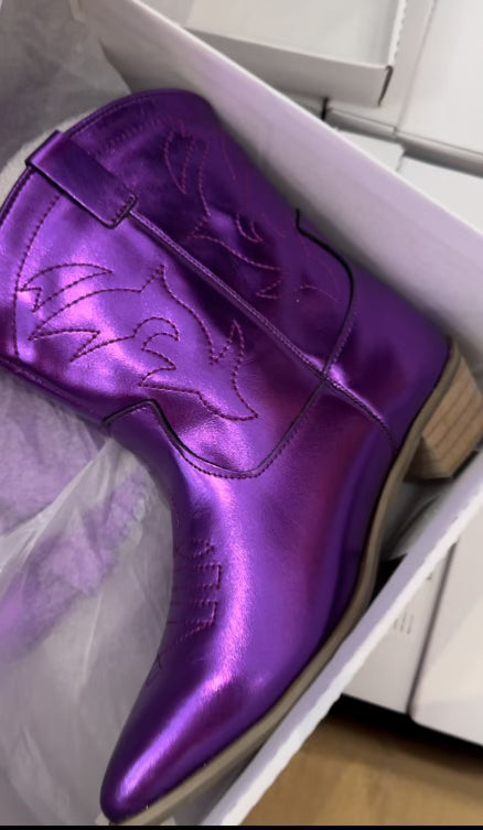 Purple metallic kids boots