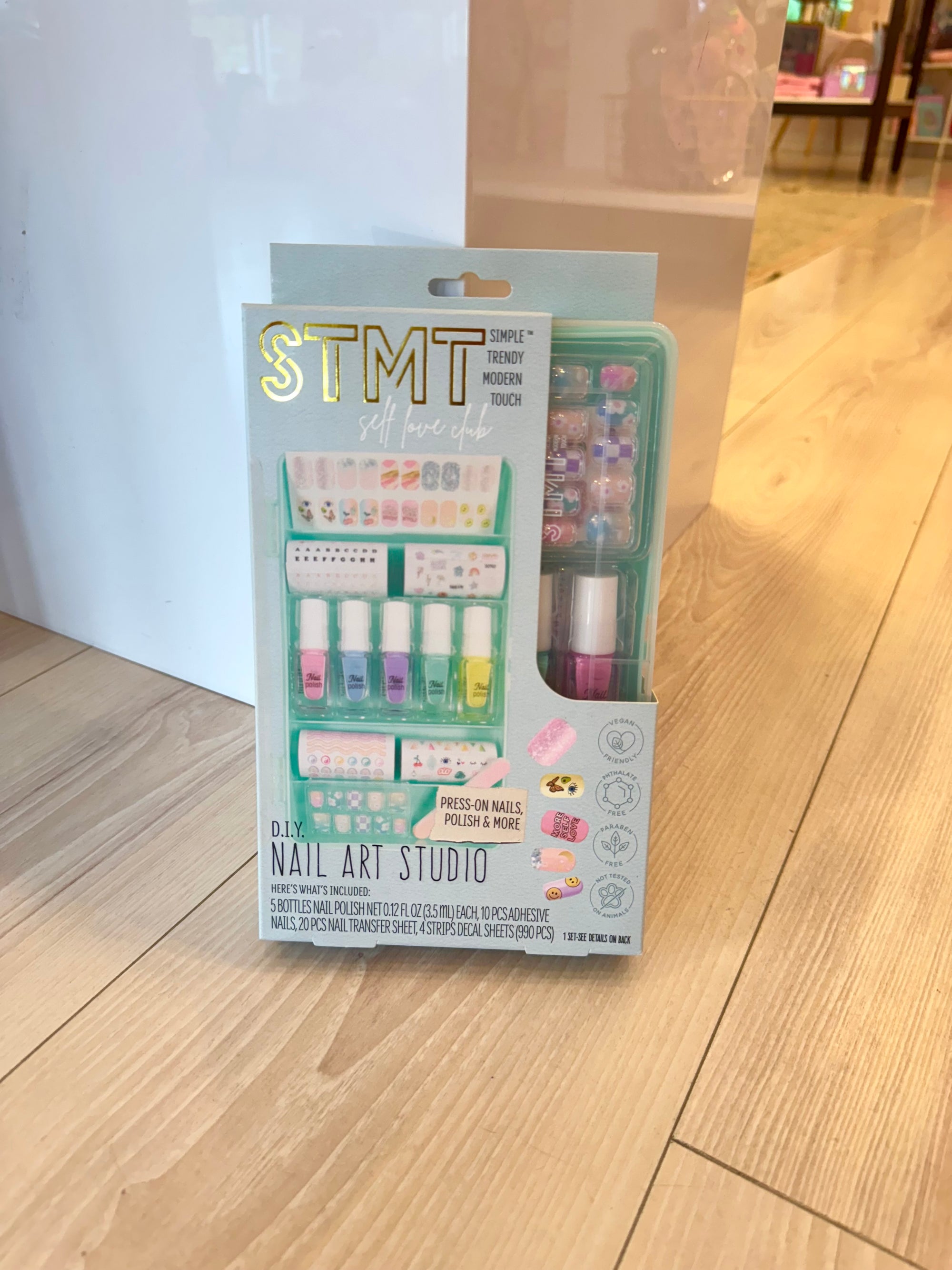 STMTTM Nail Art Studio