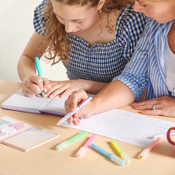 Oh My Glitter: Retractable Glitter Ink Gel Pens