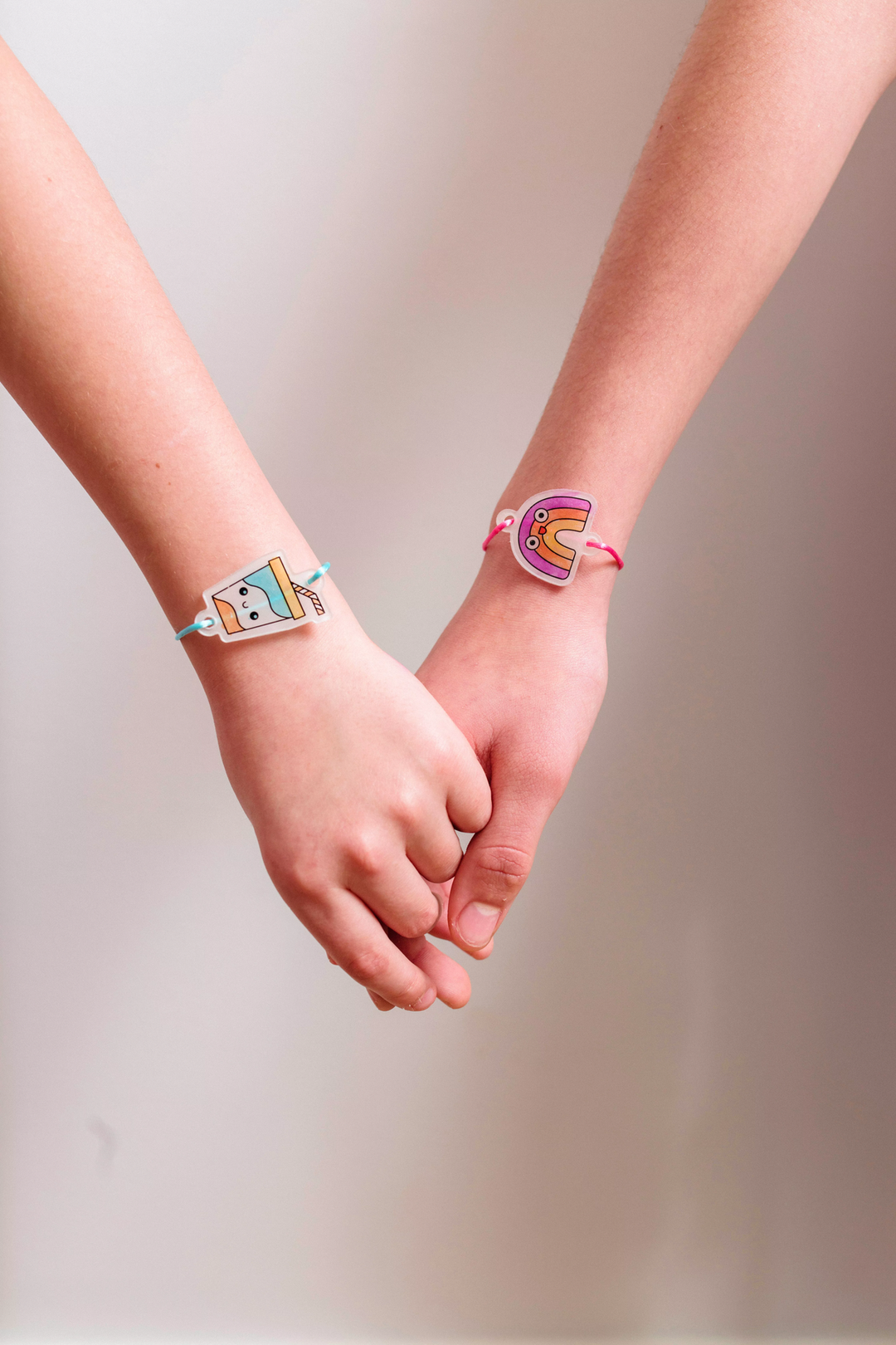 Shrink-Its! D.I.Y. Shrink Art Bracelet Kit BFF