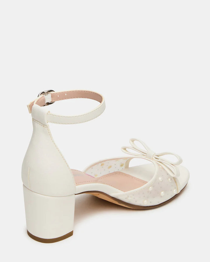 Jadia White Mesh Footwear