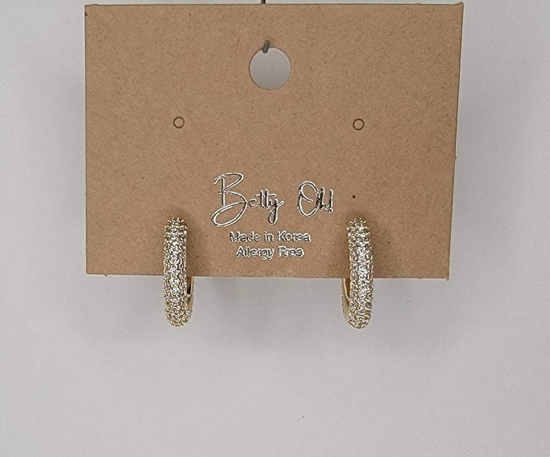 CLICKER EARRINGS.: GOLD - HA79