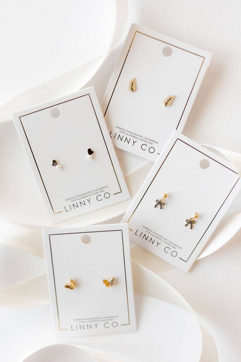 Screwback Stud Earrings - Millie Bow
