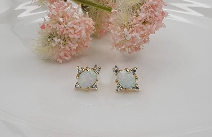 SEMI PRECIOUS OPAL STONE POST EARRINGS.: GOLD - OR160