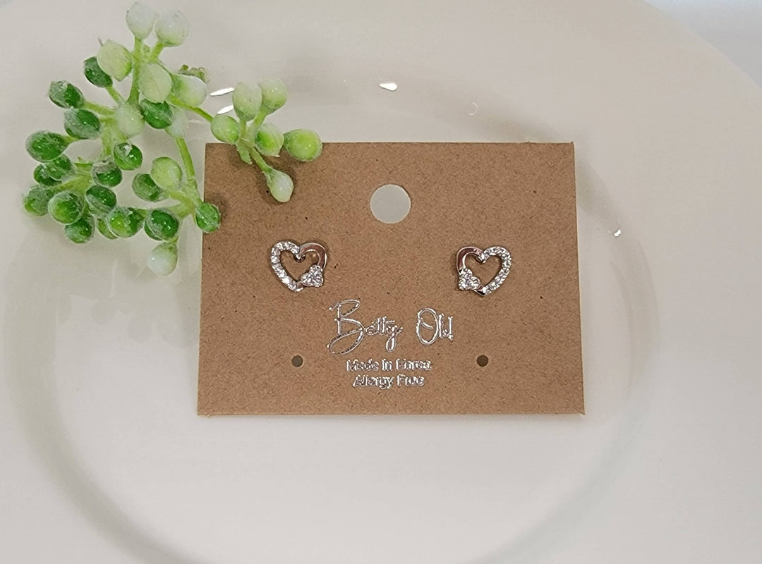 Heart Shape Post Earring: GOLD - ST34