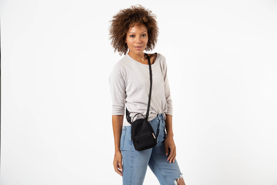Motion Crossbody: Blush